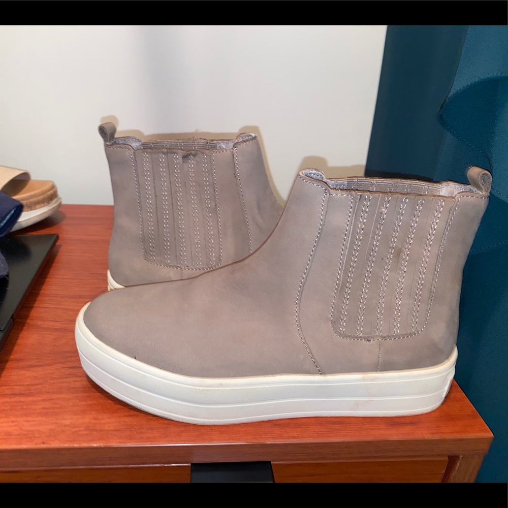 J Slides